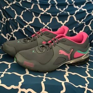 PUMA Gey, Pink and Teal running shoes size 9